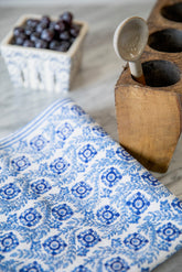 Villa Vaux - Grand Blue and White Napkins